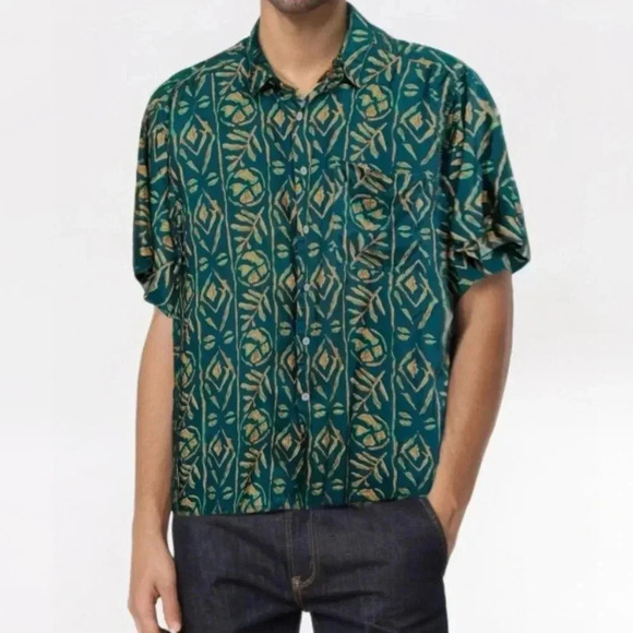 Vtg CEZAR  100% Silk Green / Brown Print Short Sleeve Button Down Shirt sz S - Picture 7 of 7